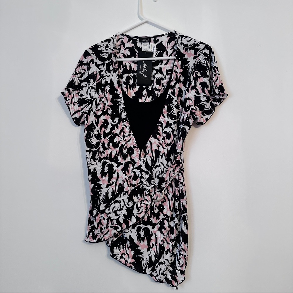 NWT Ashley J Floral Asymmetrical Blouse